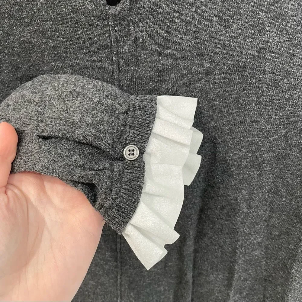14th & Union Gray Sweater White Ruffle Collar and Cuffs Women’s Size S